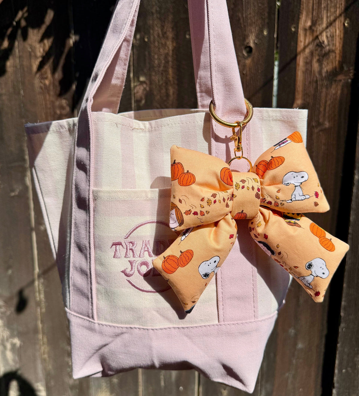 The Great Pumpkin Bow Charm