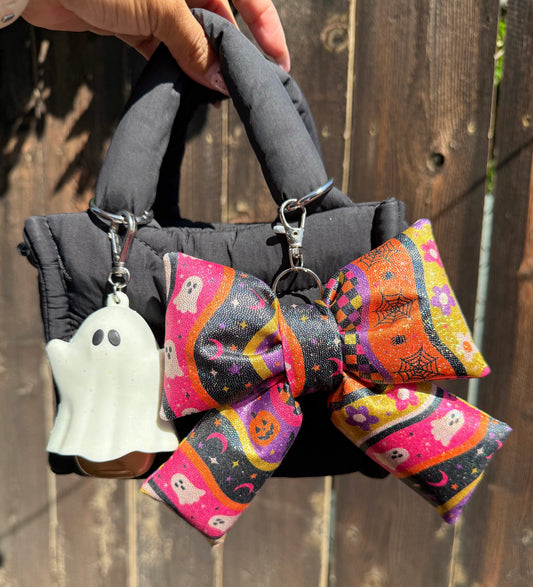 Holographic Wavy Halloween Bow Charm