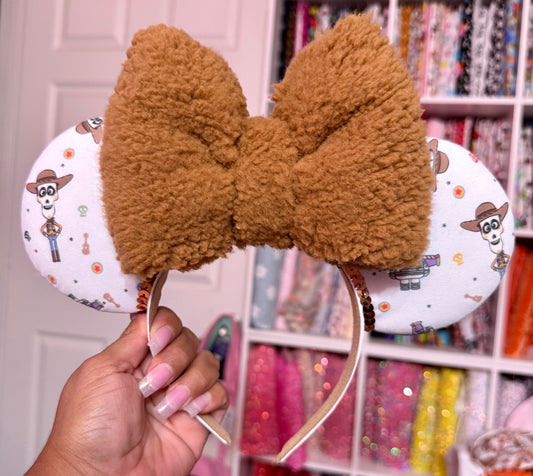 Toy Skelly Ears RTS