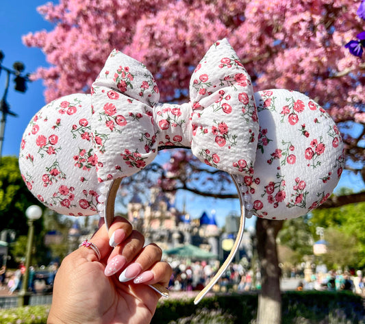 LIMITED Dainty Floral Ears